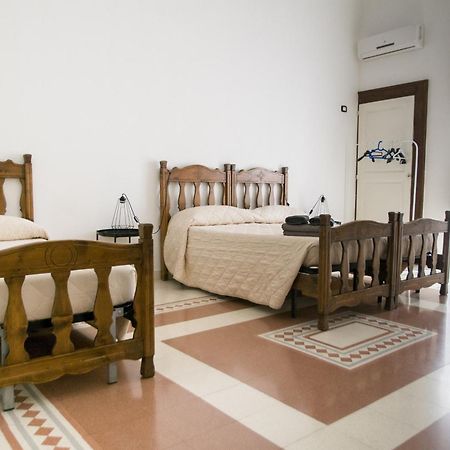 Palazzo Italia Apartments Bari Luaran gambar