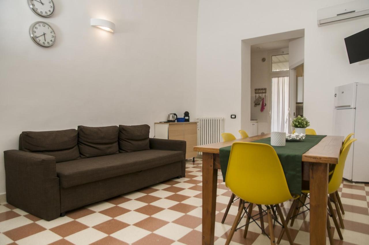Palazzo Italia Apartments Bari Luaran gambar