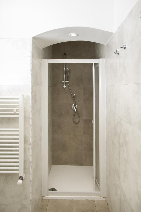 Palazzo Italia Apartments Bari Luaran gambar