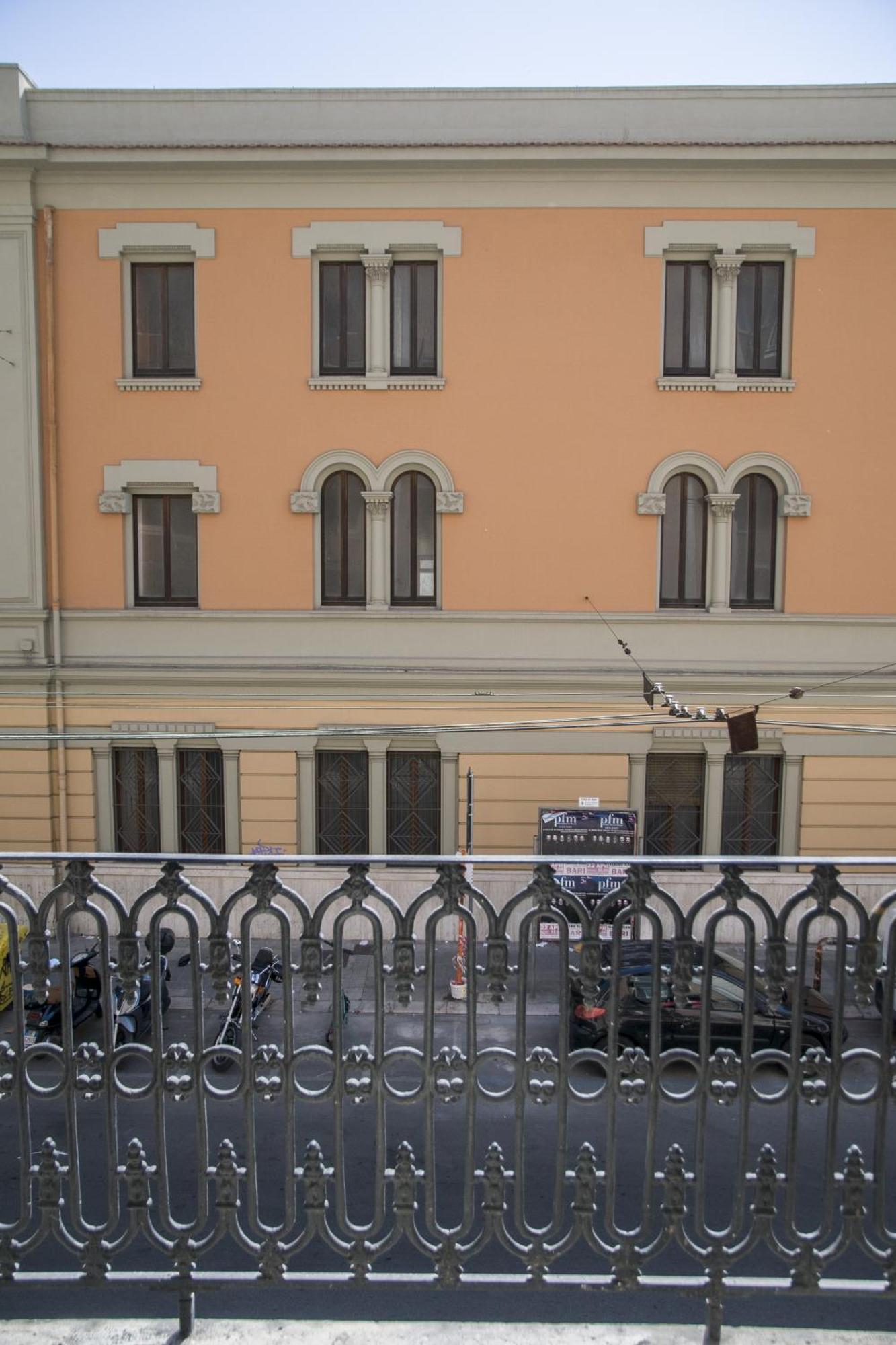 Palazzo Italia Apartments Bari Luaran gambar